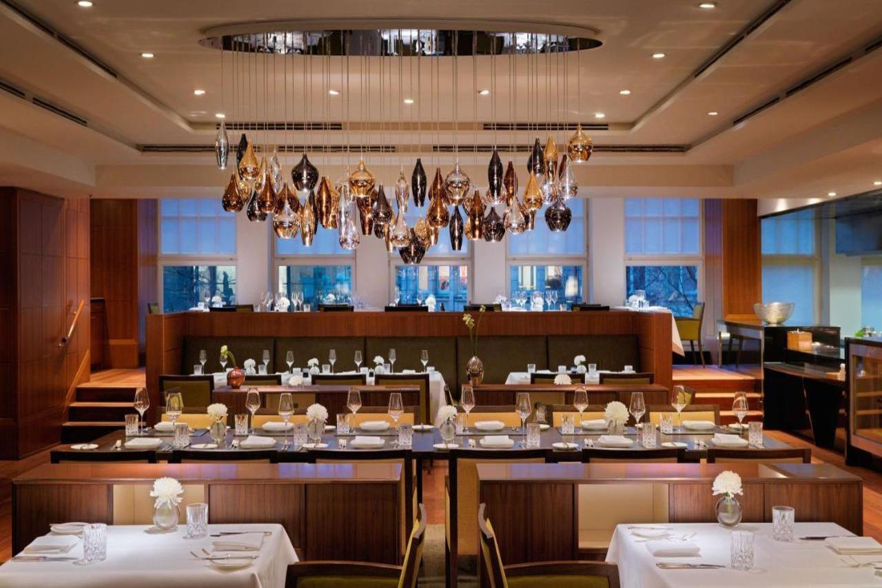 Conrad 5* Гамбург