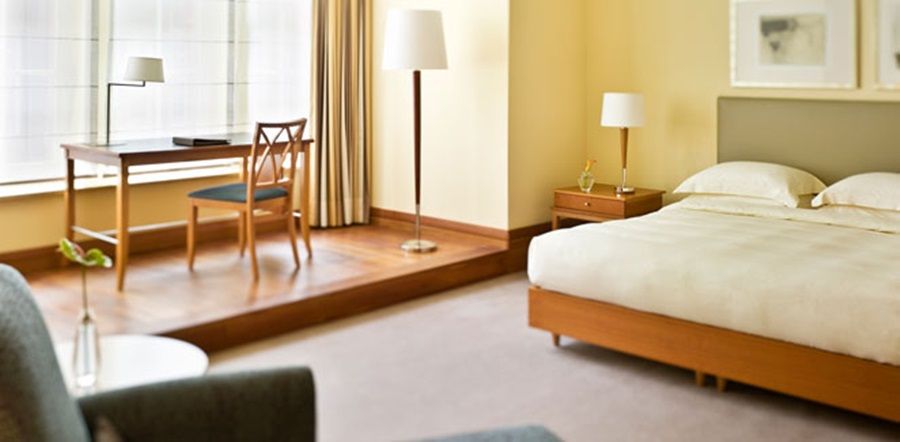 Отель Conrad 5*